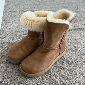 Women’s Ugg boots size 7
